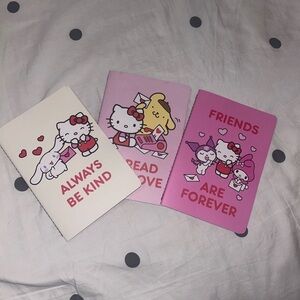 Hello Kitty and Friends Notebooks Set